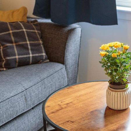 Fountain Park Apartment 1Bed Единбург Екстериор снимка
